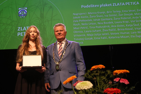 ZLATA PETICA 104 FOTO LJUBO VUKELIČ